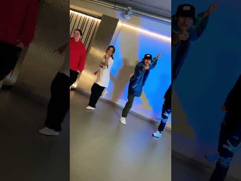 5УТРА - Давай сбежим - Танец (@rauuuz_uz , @ffscs_313 & @Tzarudnev)