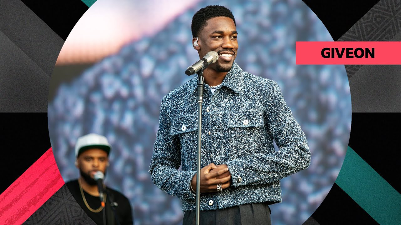 Giveon Performs 'Heartbreak Anniversary' at Wireless Festival 2022 🎶