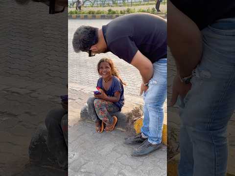 Her smile made my day💯☺️❤️ #humanity #help #shorts #shortvideo #hussainmansuri