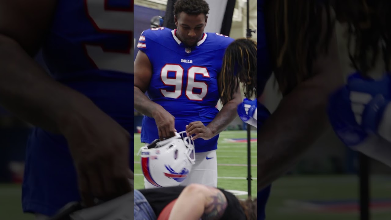 Max Hairston Spreads Good Vibes at Rookie Media Day! 🎉