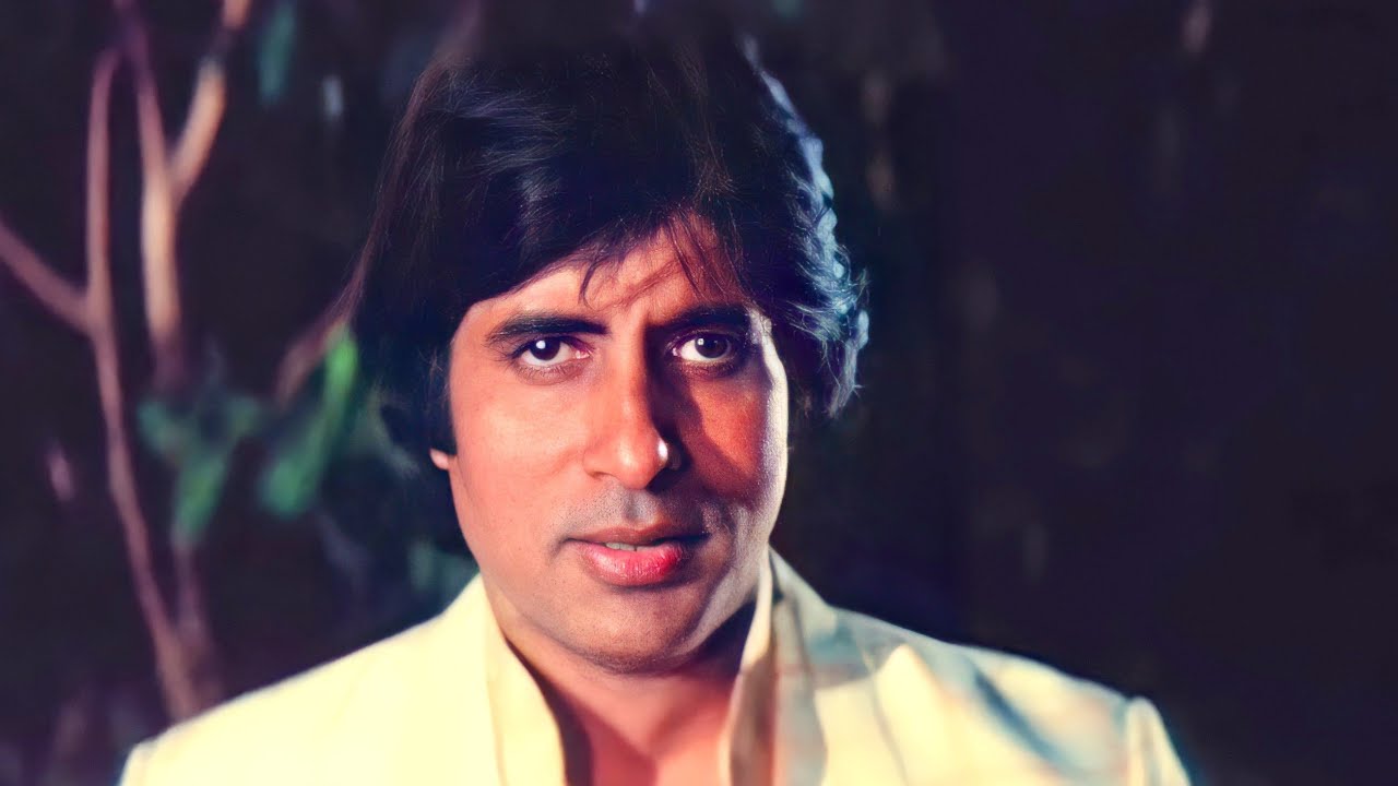 De De Pyaar De in Stunning 4K 🎬 | Classic Song from Sharaabi with Amitabh Bachchan & Jaya Prada