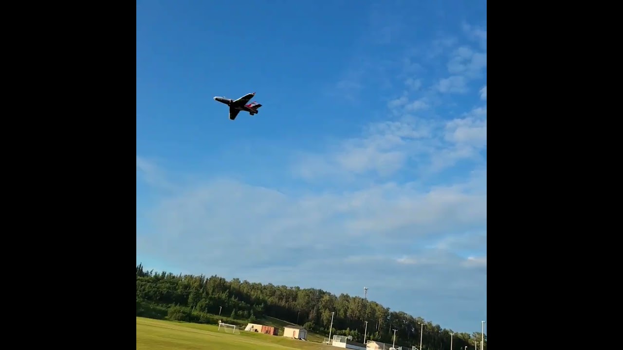 🔥 Full Speed Pass in E-Flight Viper 90mm Jet – Reaching 120mph! 🚀