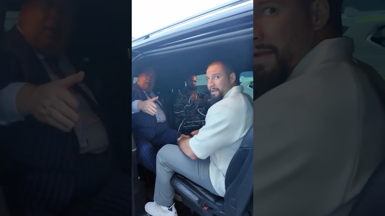 The Vision's Positive Vibes at #WWECrownJewel Kickoff