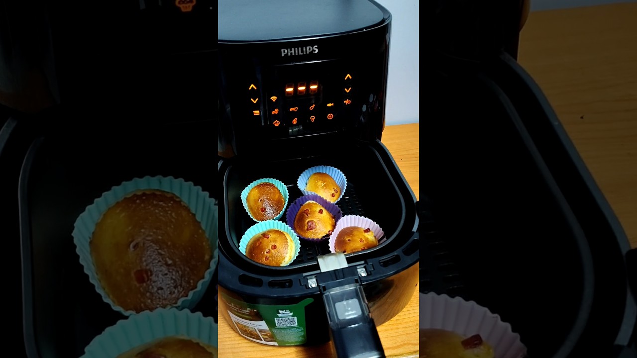 Easy Air Fryer Vanilla Cupcakes 🍰