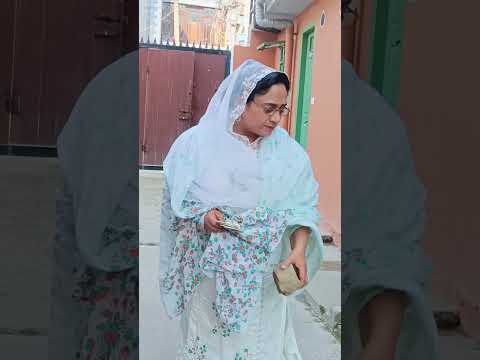 #KashmiriComedy #Koshur #Srinagar #Kashir #KashmiriFunnyVideo #Kashmir #KashmiriRoast