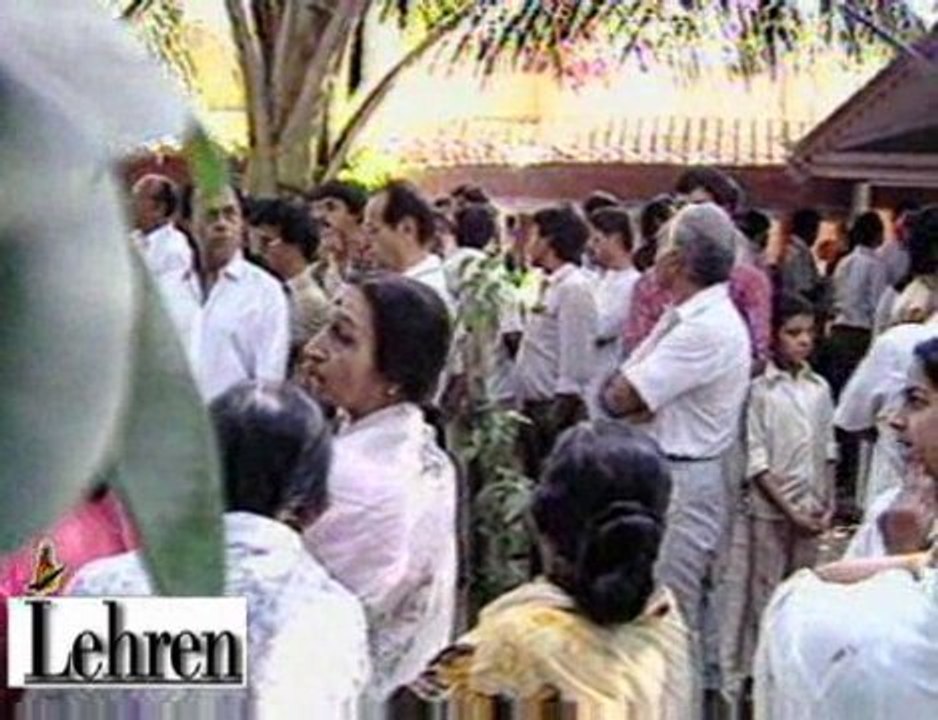 Remembering Kishore Kumar: A Legendary Singer's Farewell 🎶