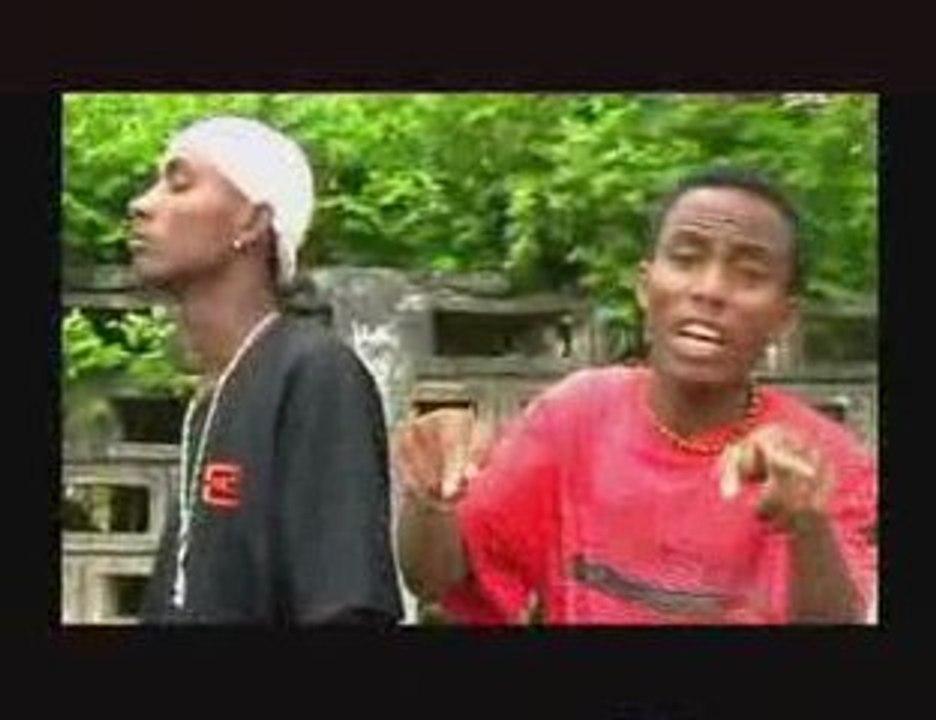 Melly & G'ASTAYA ela loatra