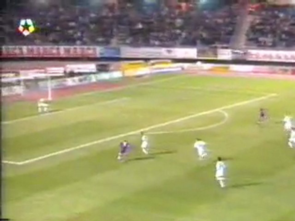 (サッカー) ロナウド神ドリブル