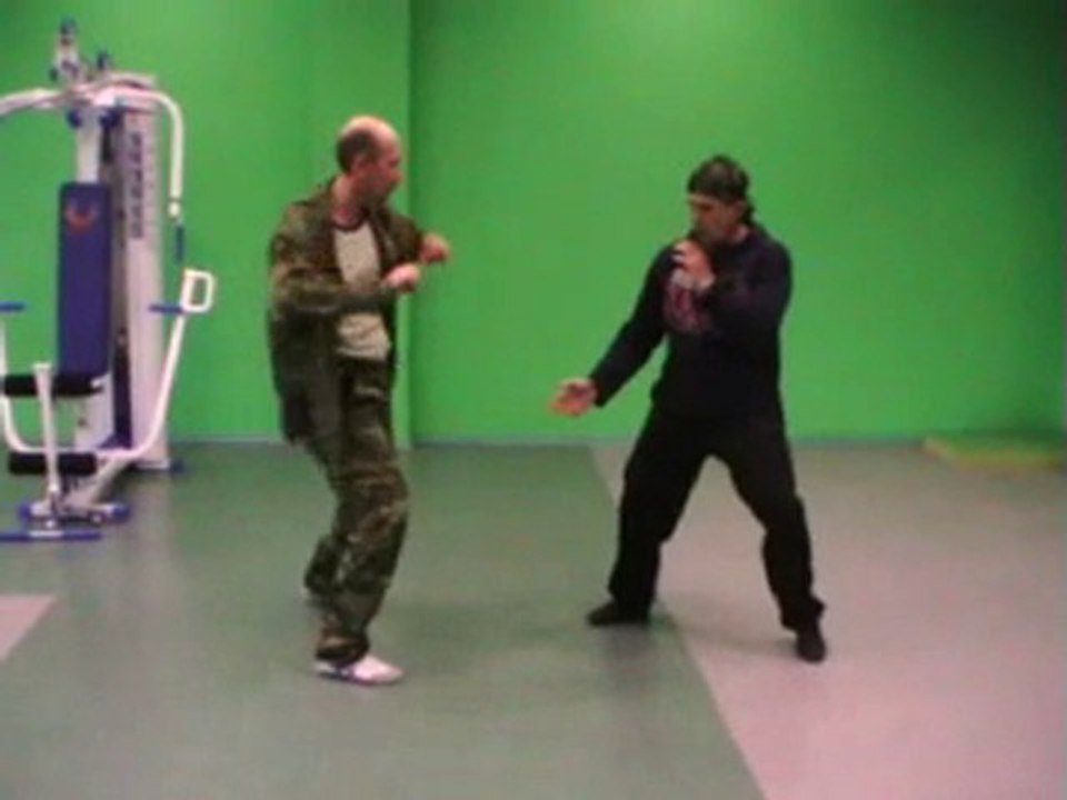 Рукопашный бой, РУС, стремительный нож