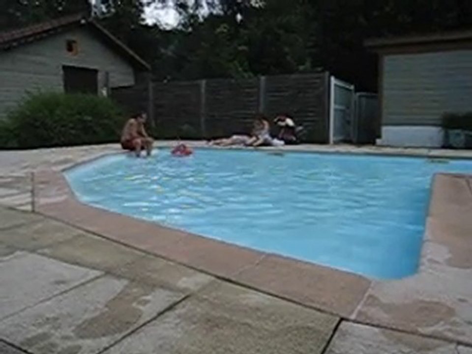 elysa plonge avec masque et tuba