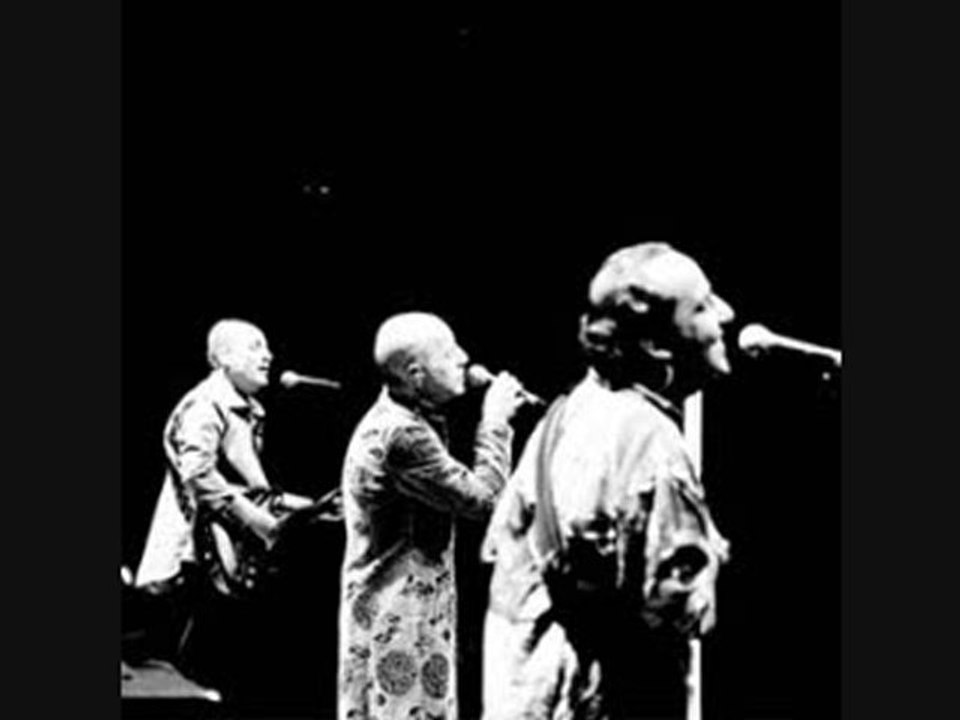 MFÖ - Benim Hala Umudum Var