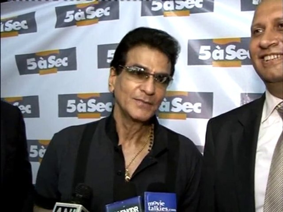 Jeetendra Inaugurats 5a Sec Store