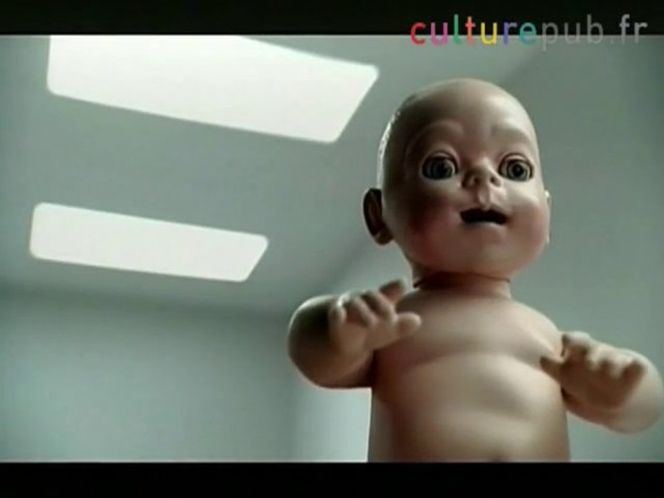 L'effrayante poupée paranormale