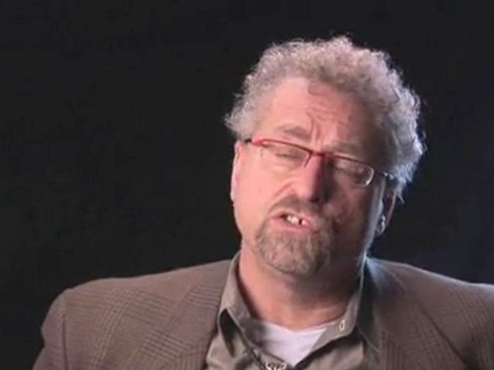 How Marijuana Works : What are some of the disadvantages of using opiates as a treatment for ailments?