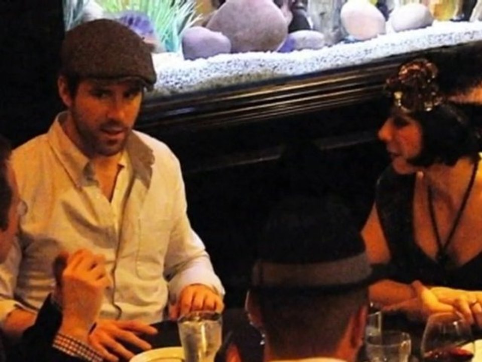 Sandra est célibataire