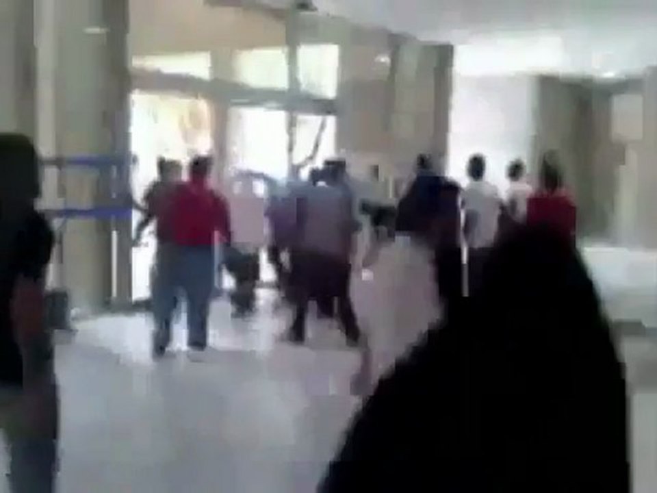 shiaa in bahrain attacks collages of Bahrain university and innocent students