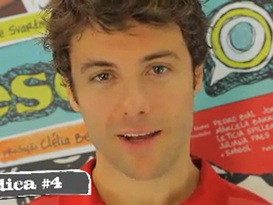 Kayky Brito dá dicas sobre meninos pra gente da CAPRICHO