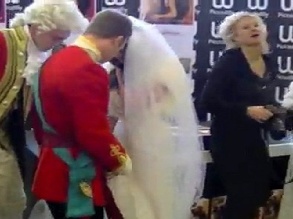 Royal Wedding Look-Alikes Spark Frenzy: Prince William, Kate, & The Queen Stun Fans