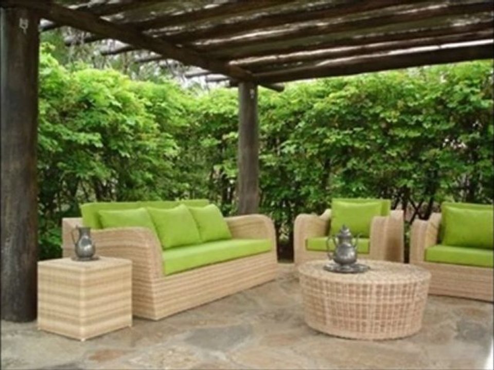 Móveis em Fibra Sintética