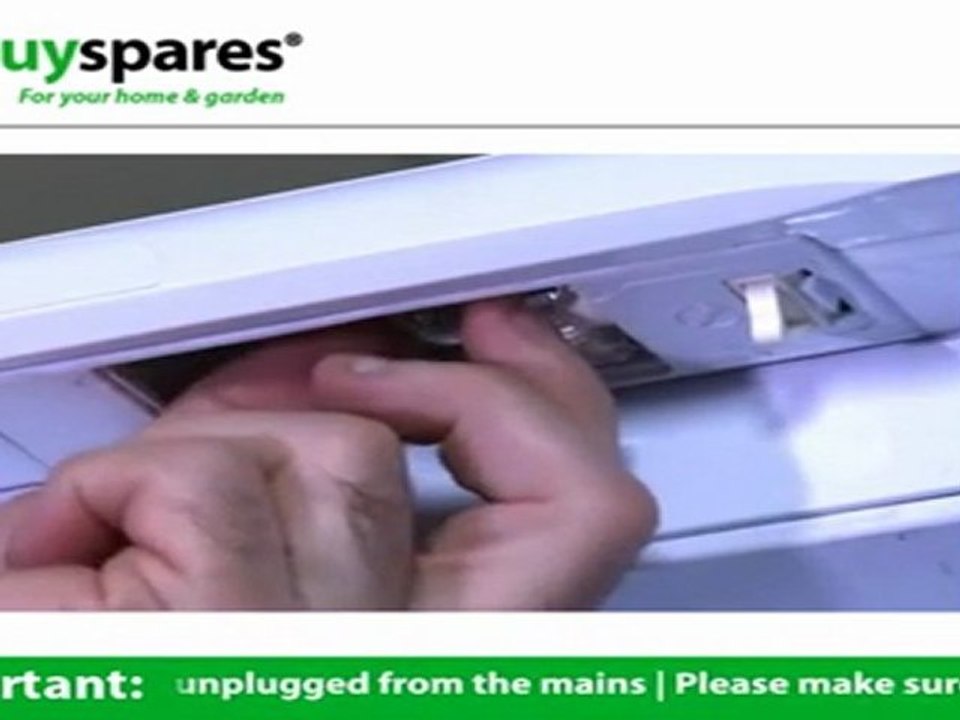 How to replace the lamp in a fridge