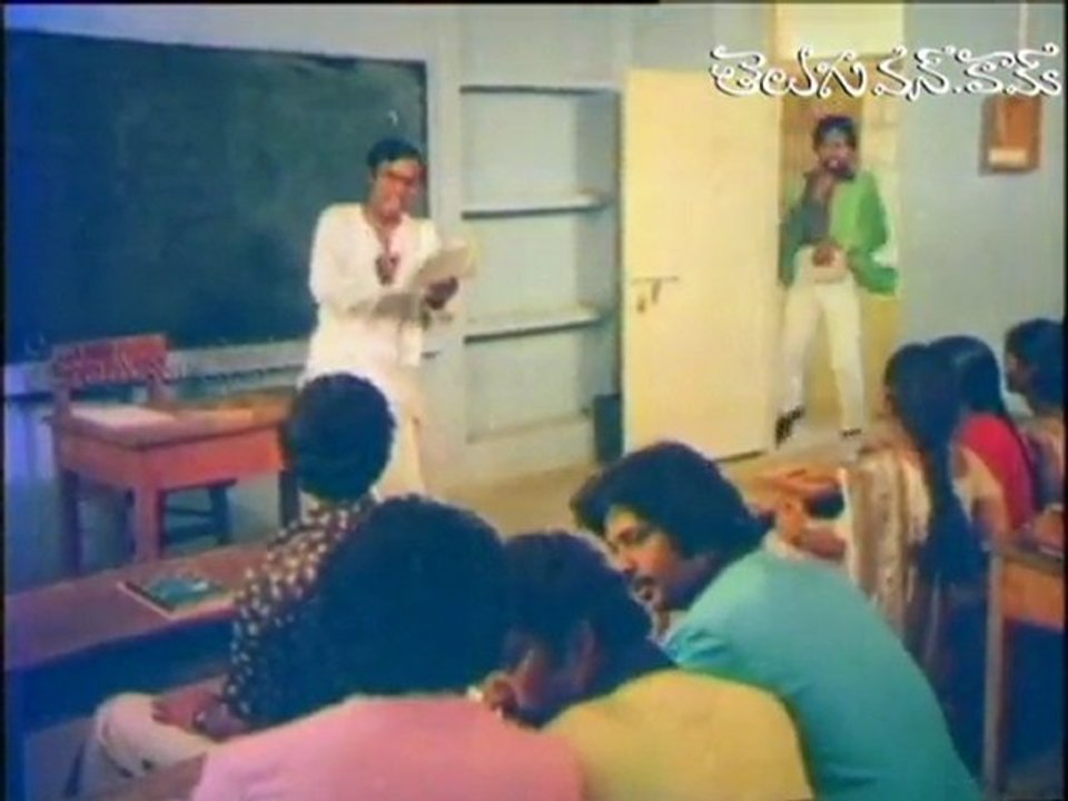 Class Room Comedy from Jandhayla Movie