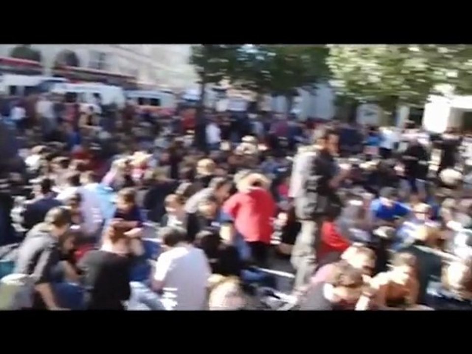 Влияние массовых протестов на мировую стабильность