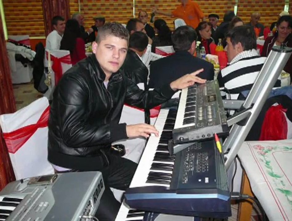 Sajmir Misku.......Jasha Jasha 2010