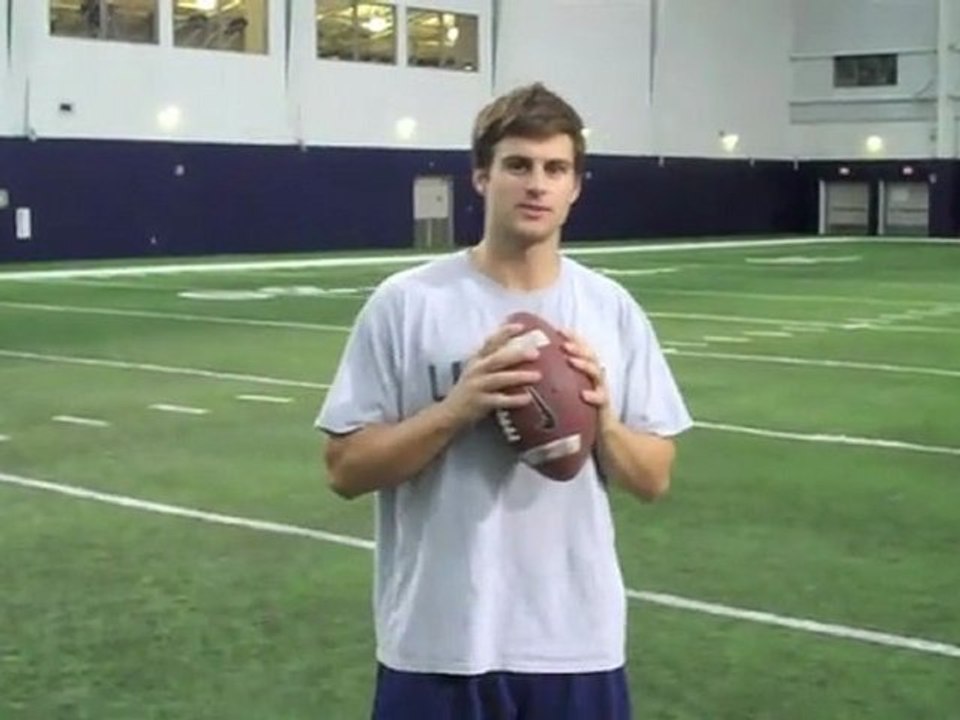 Квотербек: трюки с мячом