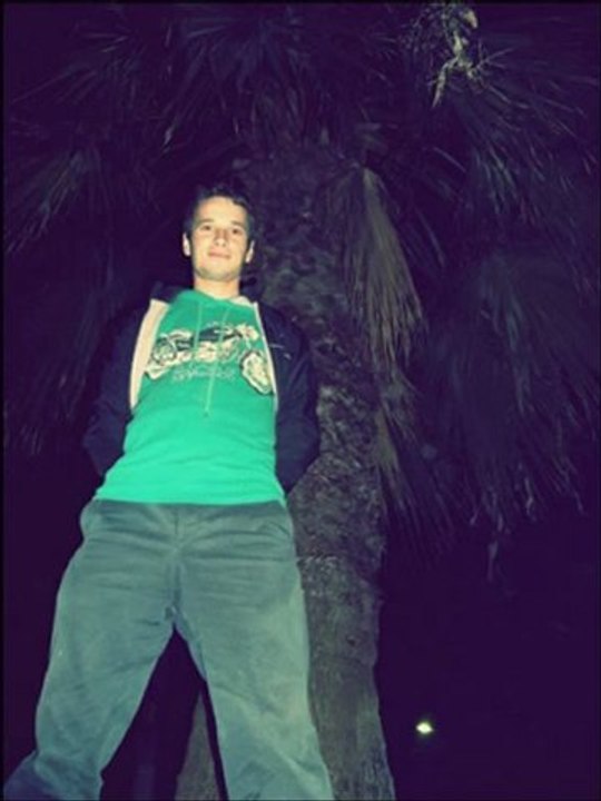 10 numaRa bu kız 2012