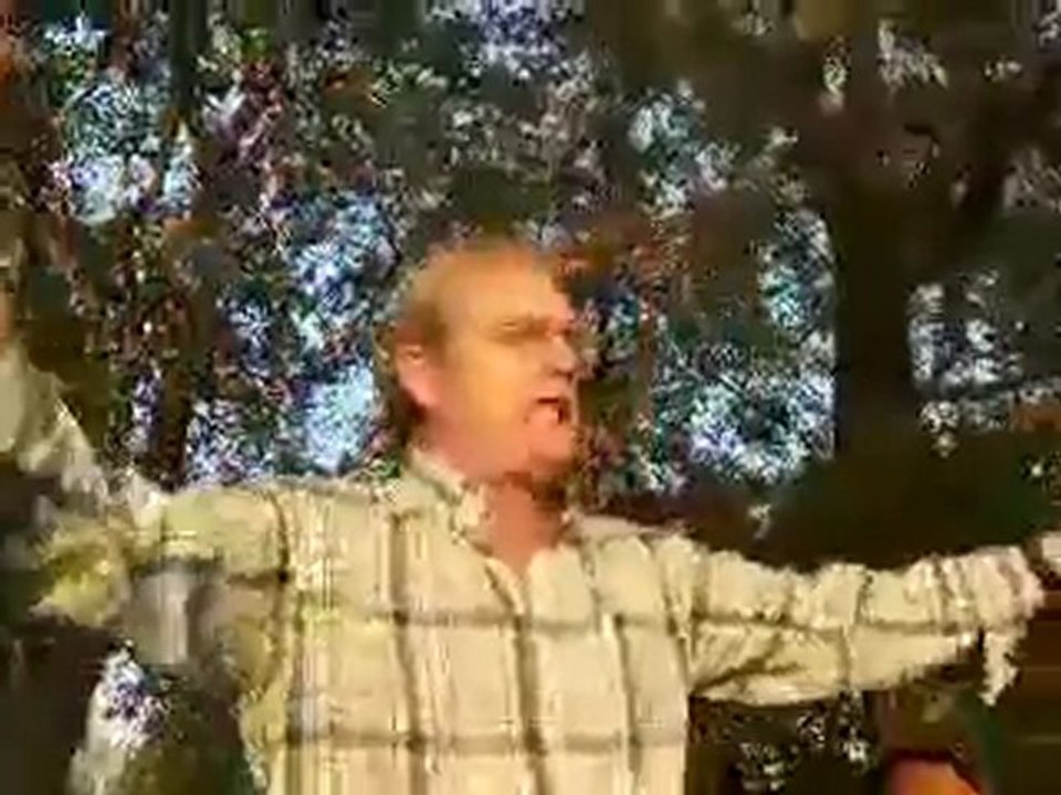 Hyde Park Speakers Corner: The Biblical and Qur'anic Approach to Peace and Violence ( 2 of 2 )