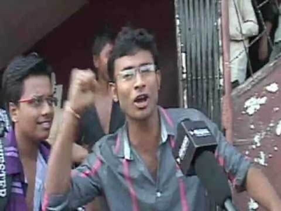 Don 2 - First Day First Show  - Public Movie Review