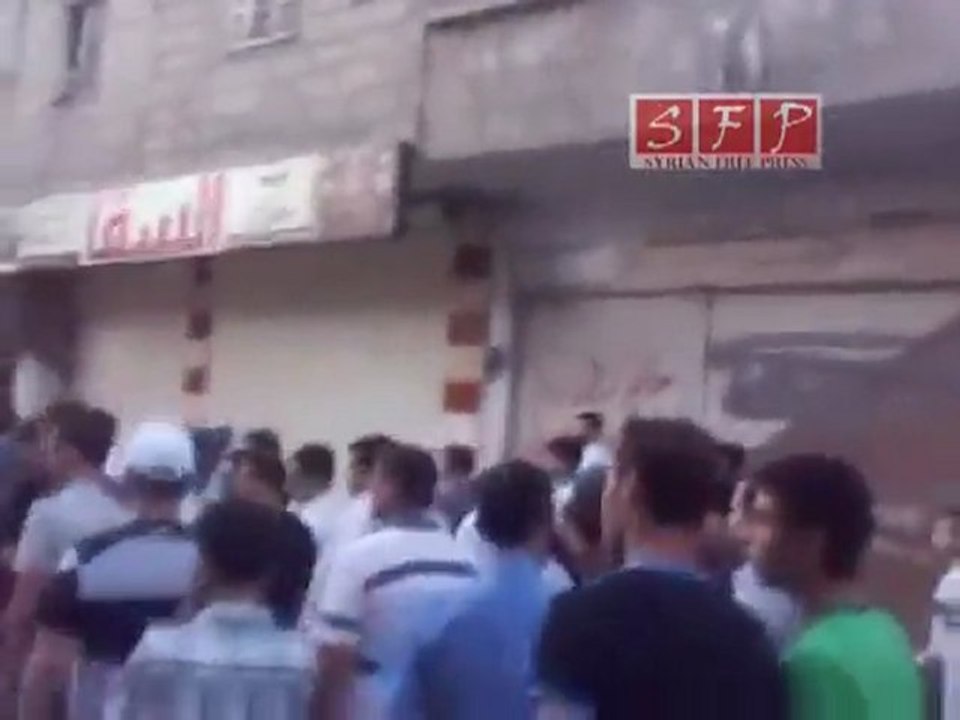 مظاهرة داريا قبل اذان المغرب بقليل 5-8-2011