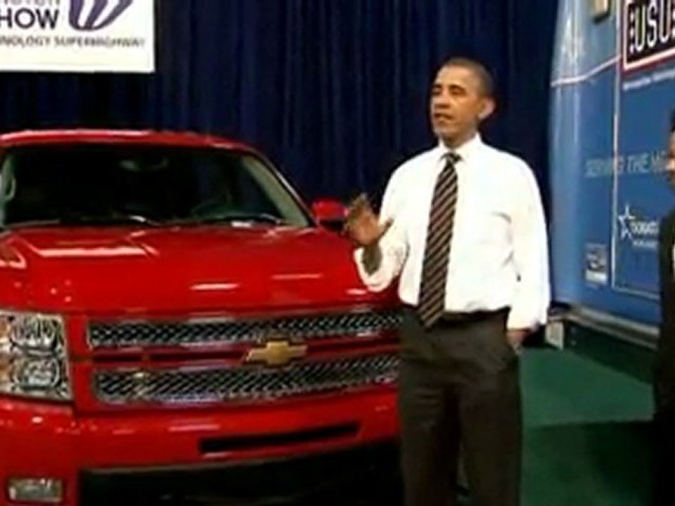 Obama touts U.S. auto industry at Washington Auto Show.