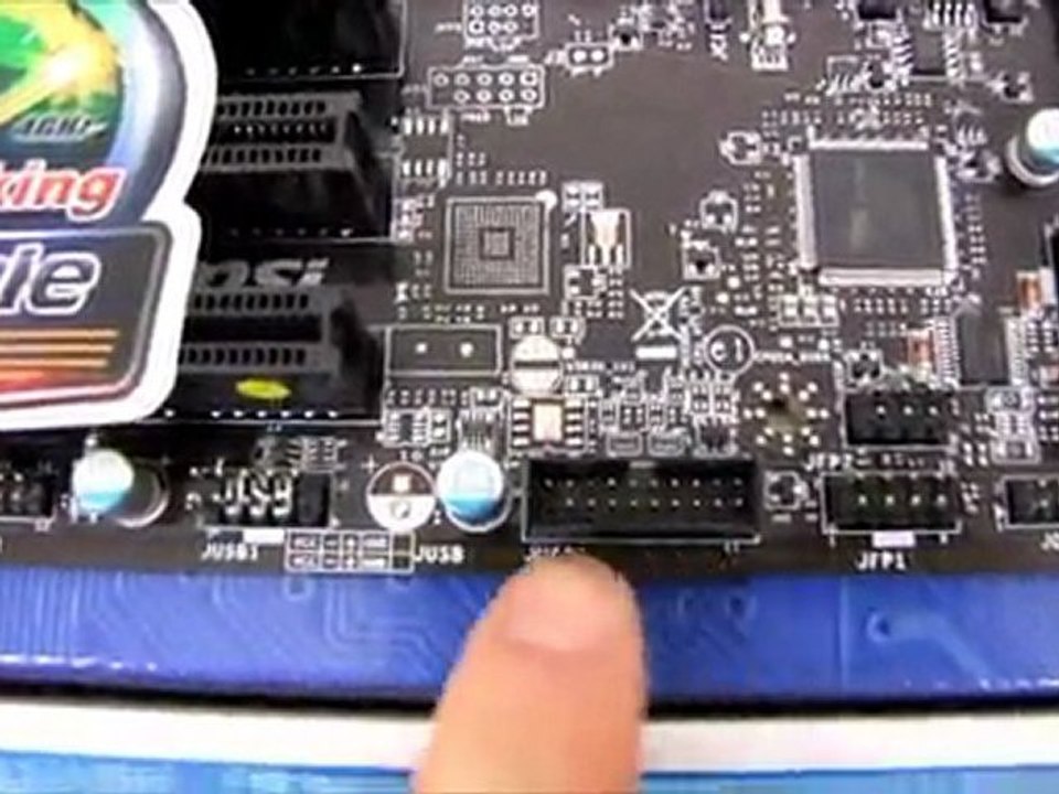 MSI P67A-C43 LGA1155 Motherboard Unboxing & First Look Linus Tech Tips