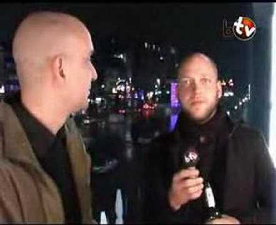 CARLOS & OLAF (BalconyTV)