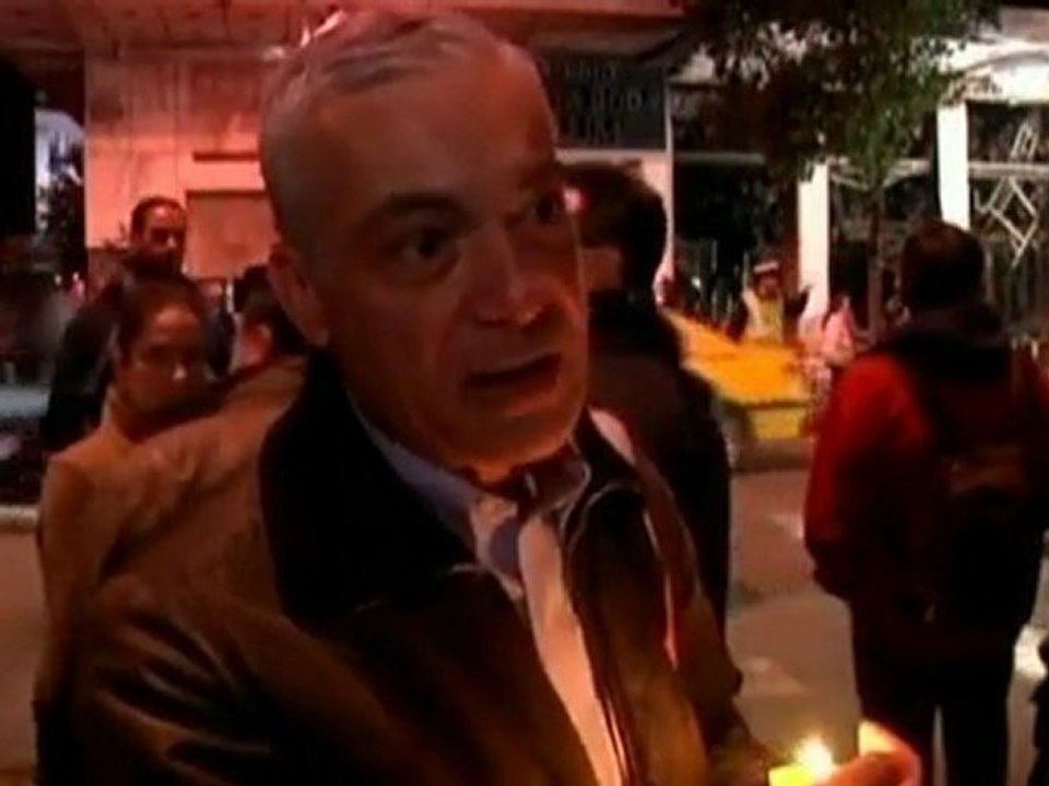 Greeks hold candlelight protest