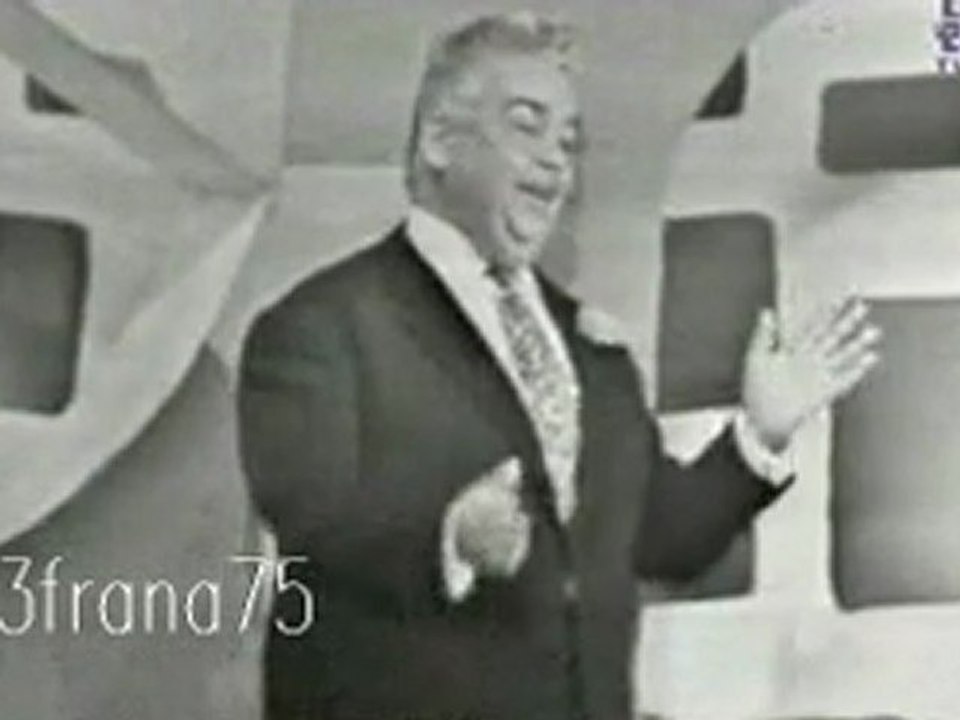 Ali Riahi 3ayech min ghir amal