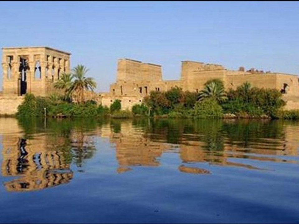 Discover the Rich Rhythms of Egypt's Traditional Music 🎶