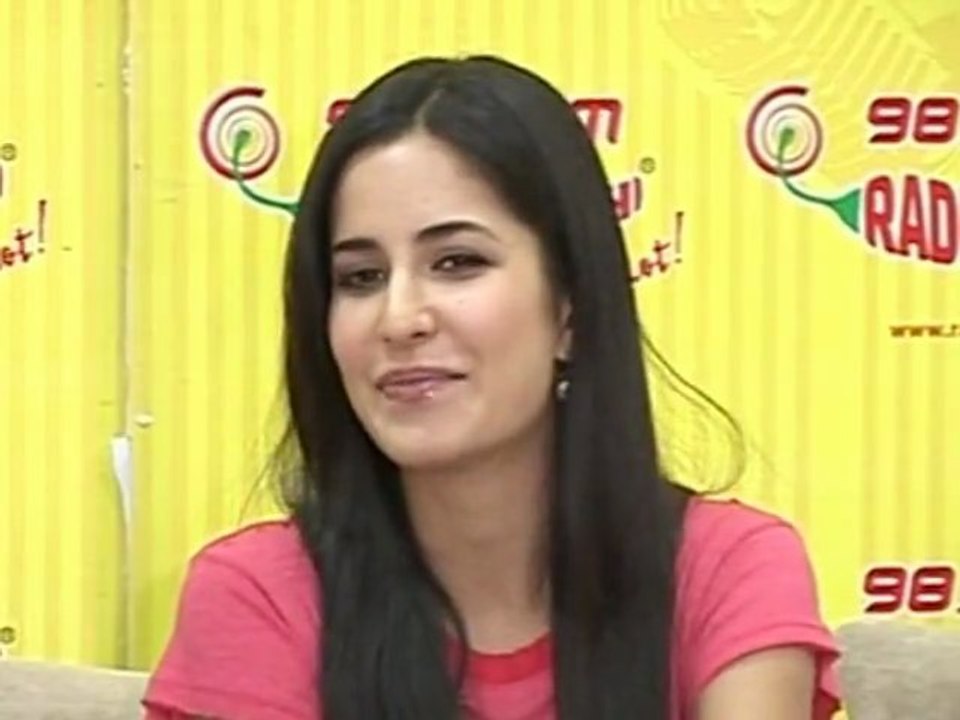 Katrina Kaif To Romance Amitabh Bachchan? - Bollywood News