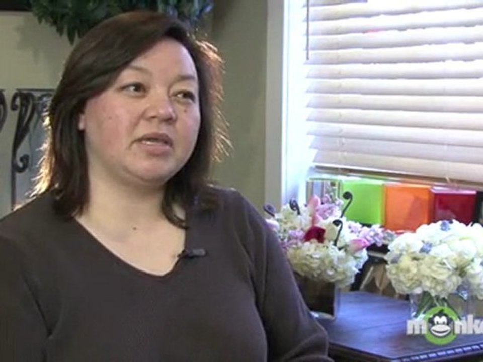 What are the drawbacks of using a wedding specialist?