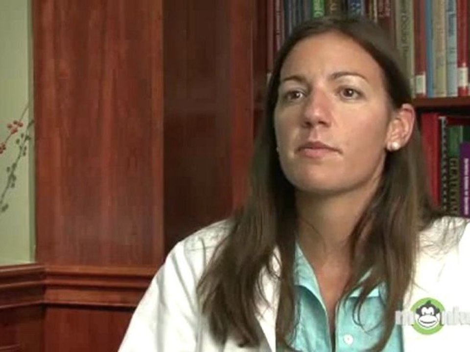 Understanding Cataract Symptoms: Insights from Dr. Laura D. Cook