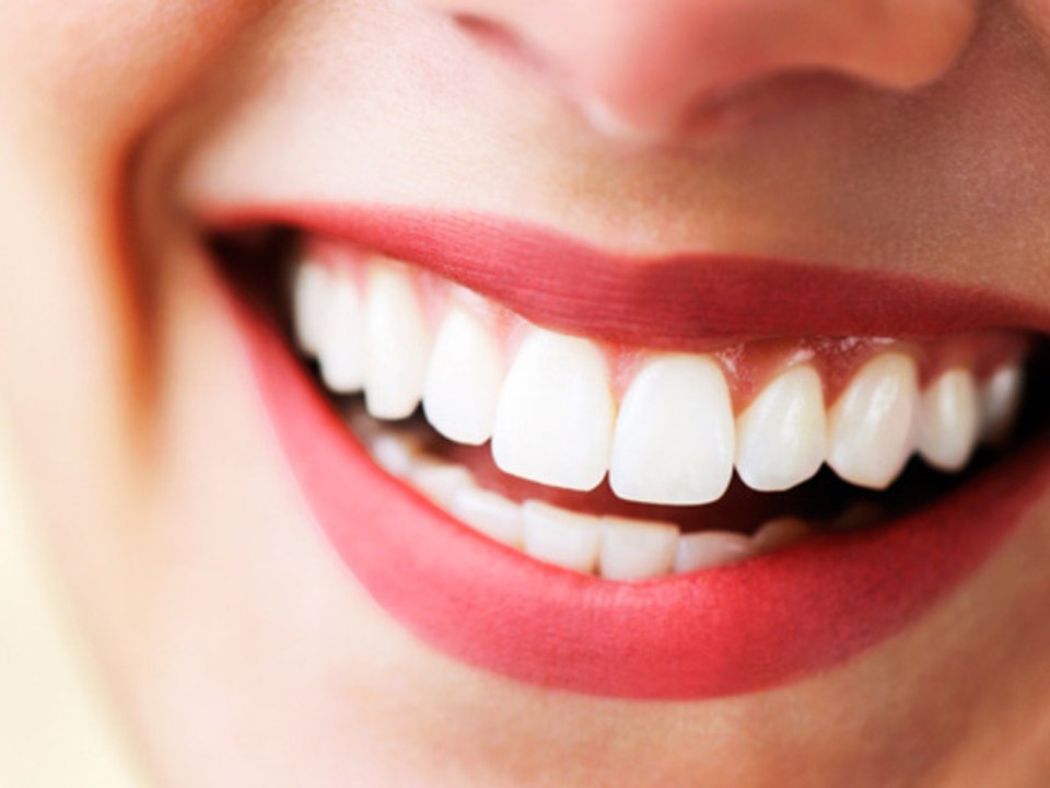 How teeth whitening works