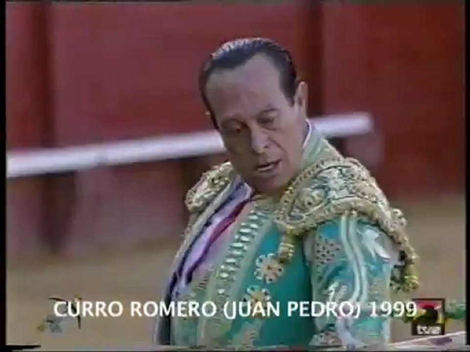 Faena de Curro Romero en Sevilla