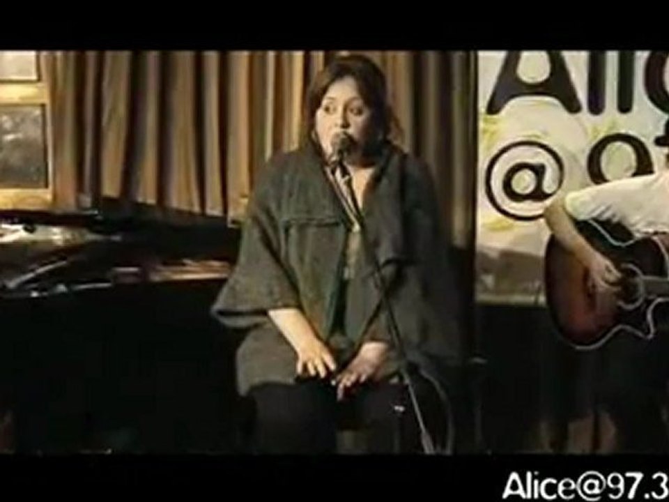 Adele Chasing Pavements San Francisco