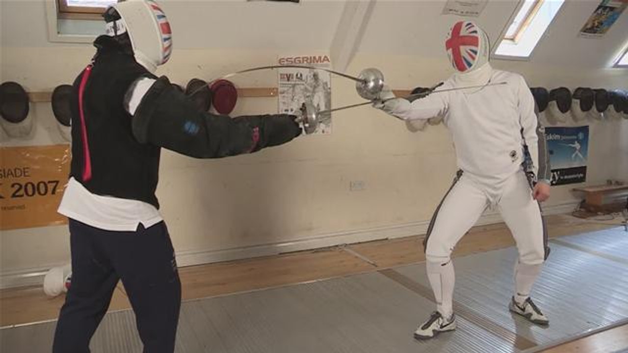 Step By Step Guide To Epee Fencing