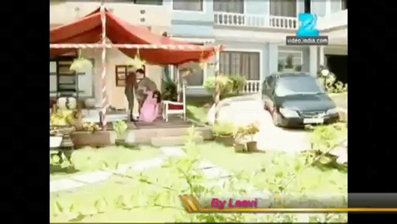 Yash & Aarti - Mulumathy Tamil