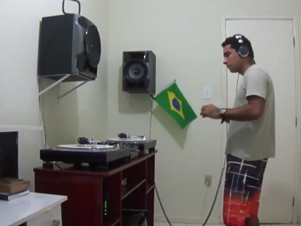 DJ Set with Two MKII and Traktor 🎧