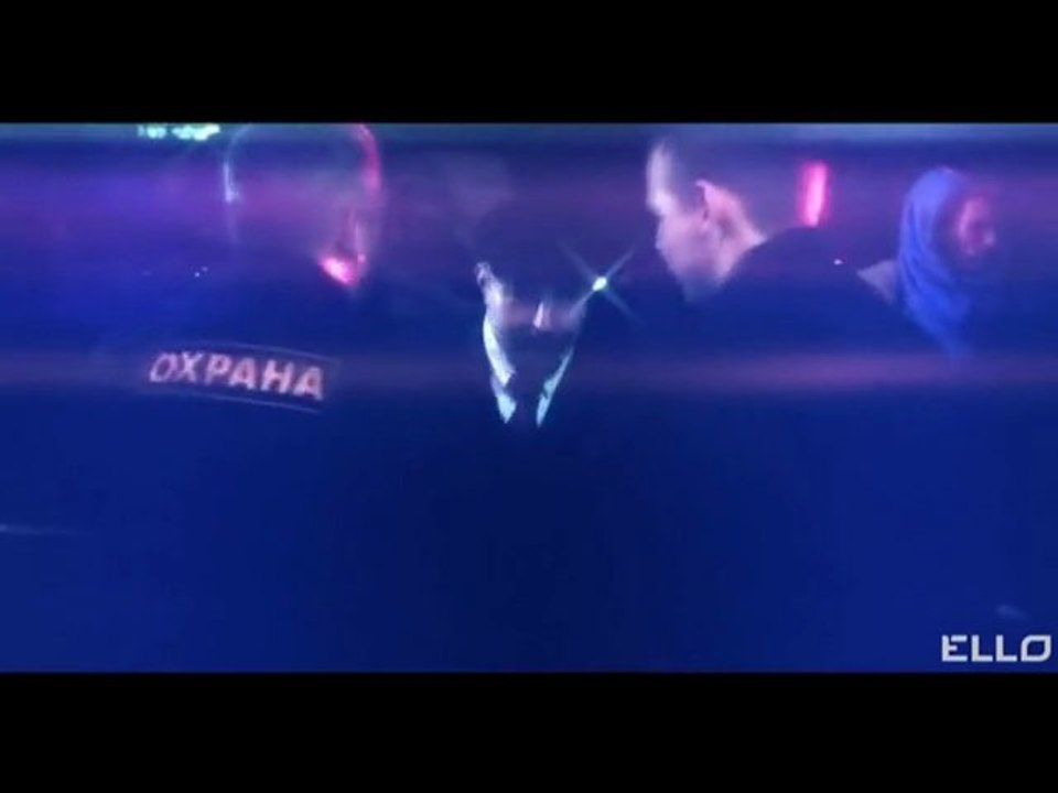 Клип Тани Терёшиной в роли Элвиса 🎤