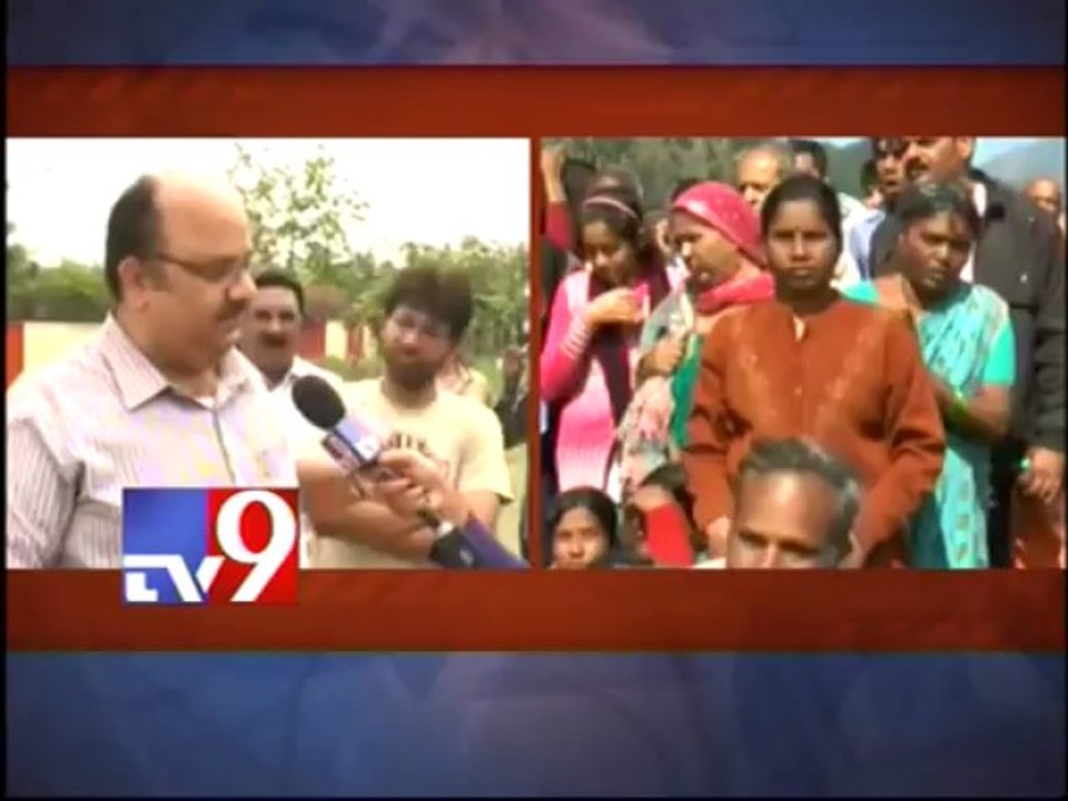 Devabhumi Telugu Assn helps stranded Telugus