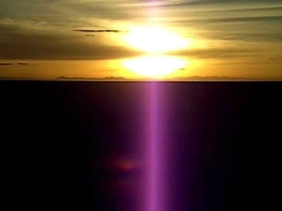 Levé de soleil sur le Salar d'Uyuni